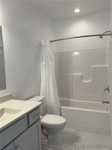 $599,000 | 4423 Lws High Point Road, Stover, MO 65078