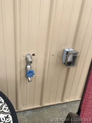 $599,000 | 4423 Lws High Point Road, Stover, MO 65078