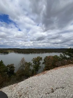 $599,000 | 4423 Lws High Point Road, Stover, MO 65078