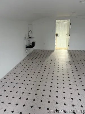 $599,000 | 4423 Lws High Point Road, Stover, MO 65078