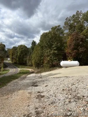 $599,000 | 4423 Lws High Point Road, Stover, MO 65078