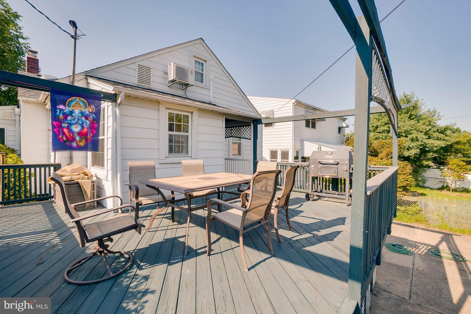 4319 Barrington Road Baltimore, MD 21229 - Photo 38 of 49 spacious deck