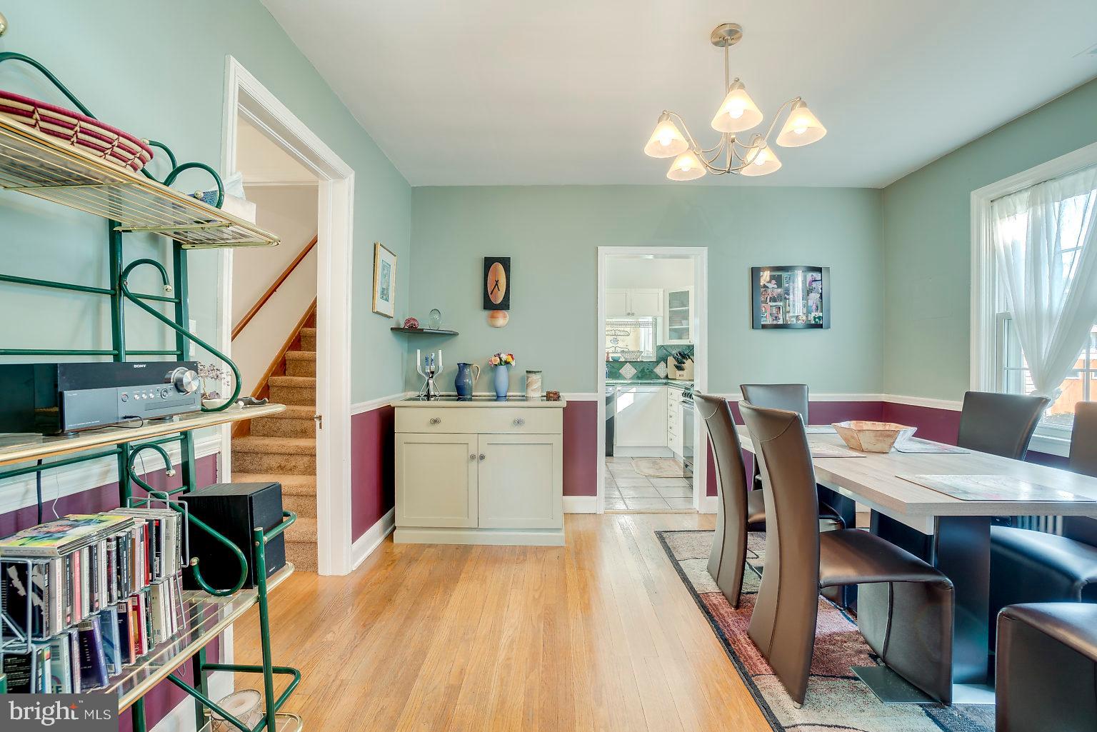 4319 Barrington Road Baltimore, MD 21229 - Photo 10 of 49 spacious dining room