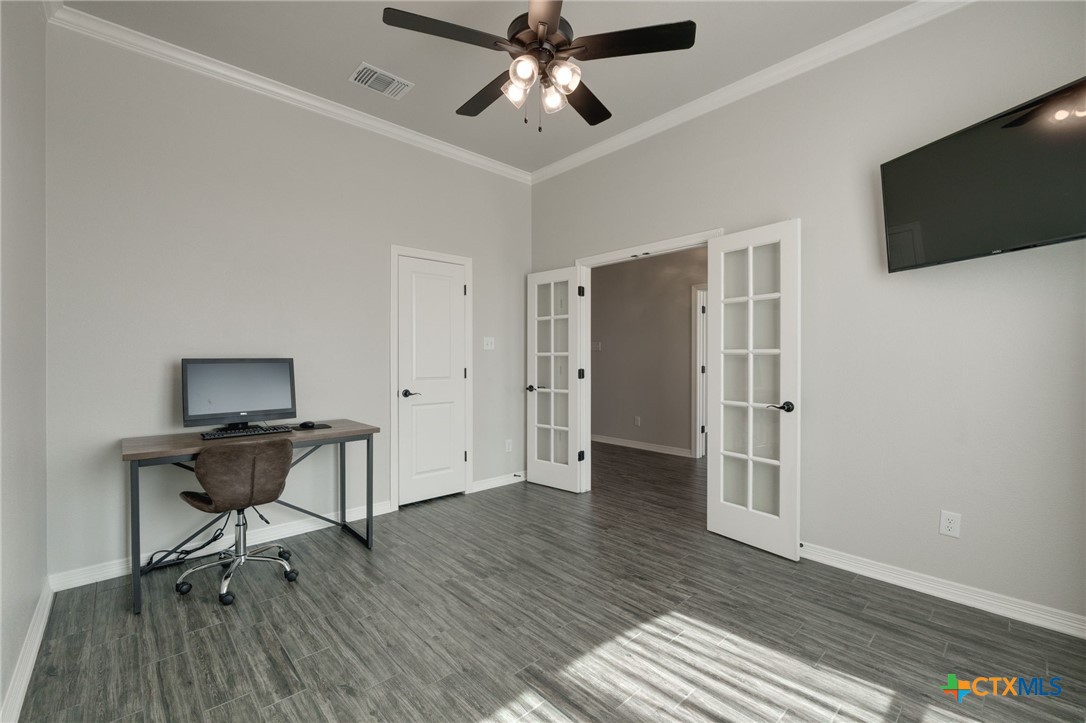 5507 Hollow Loop Salado, TX 76571 - Photo 11 of 38