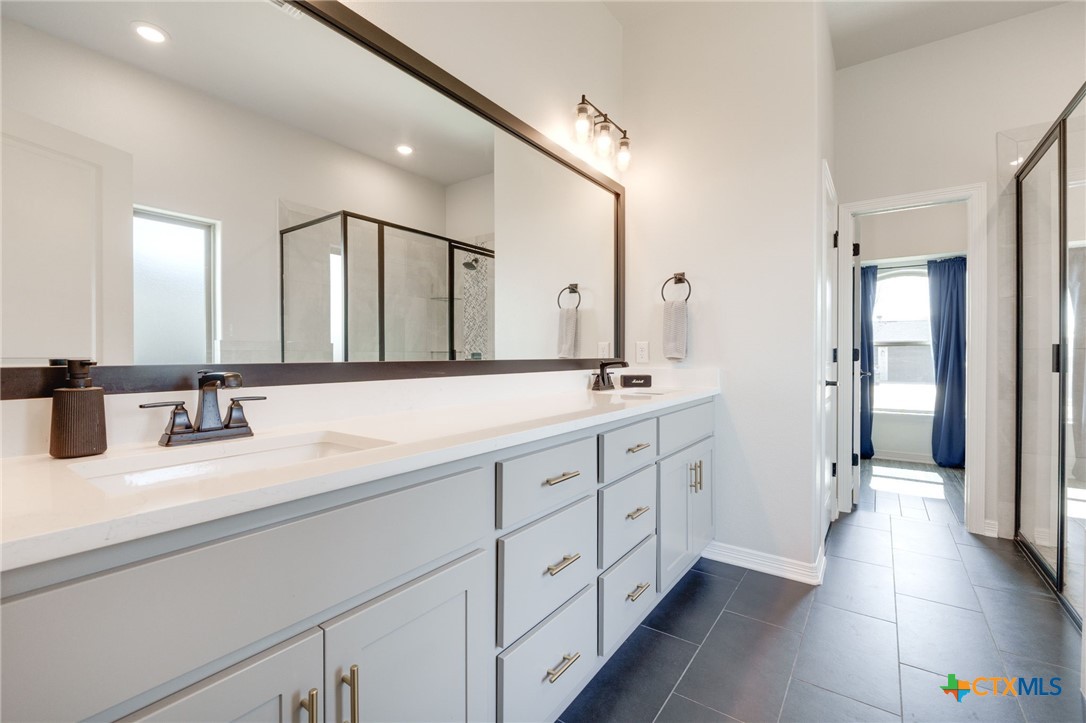 5507 Hollow Loop Salado, TX 76571 - Photo 26 of 38