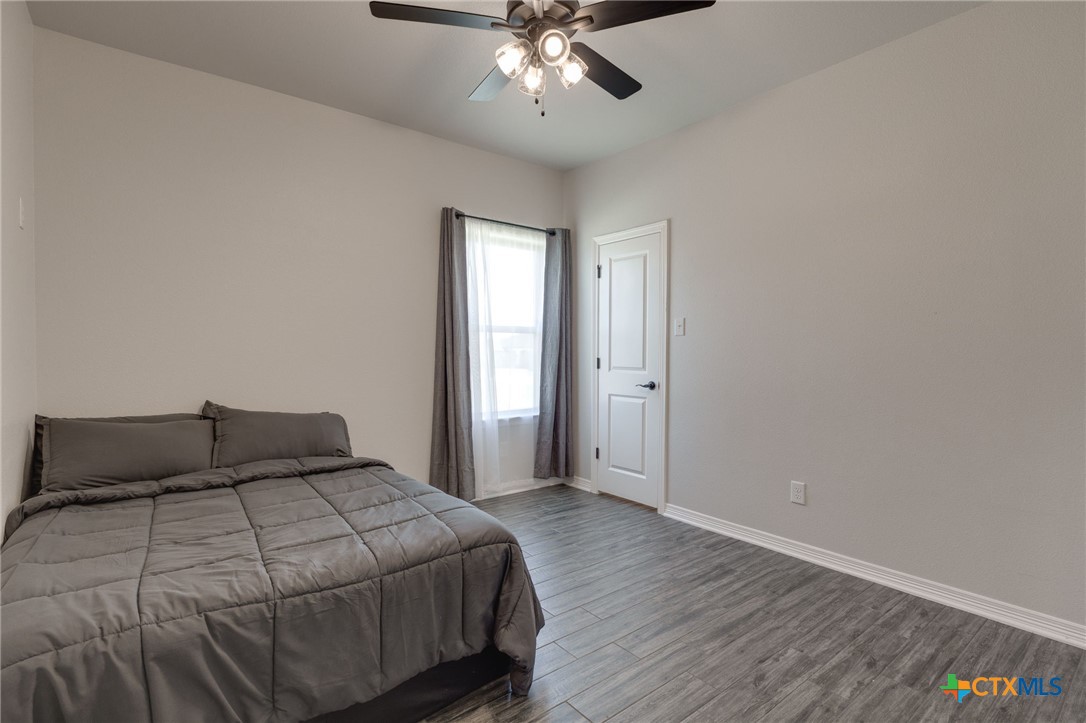 5507 Hollow Loop Salado, TX 76571 - Photo 31 of 38