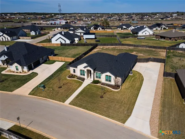$534,400 | 5507 Hollow Loop, Salado, TX 76571
