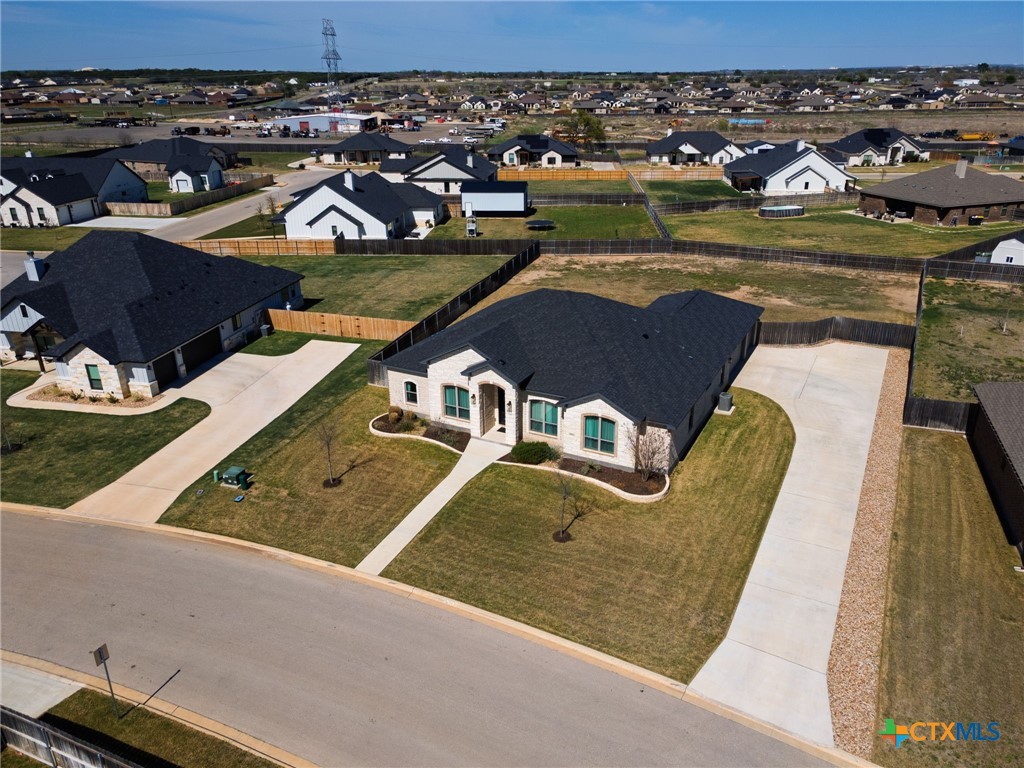 5507 Hollow Loop Salado, TX 76571 - Photo 5 of 38