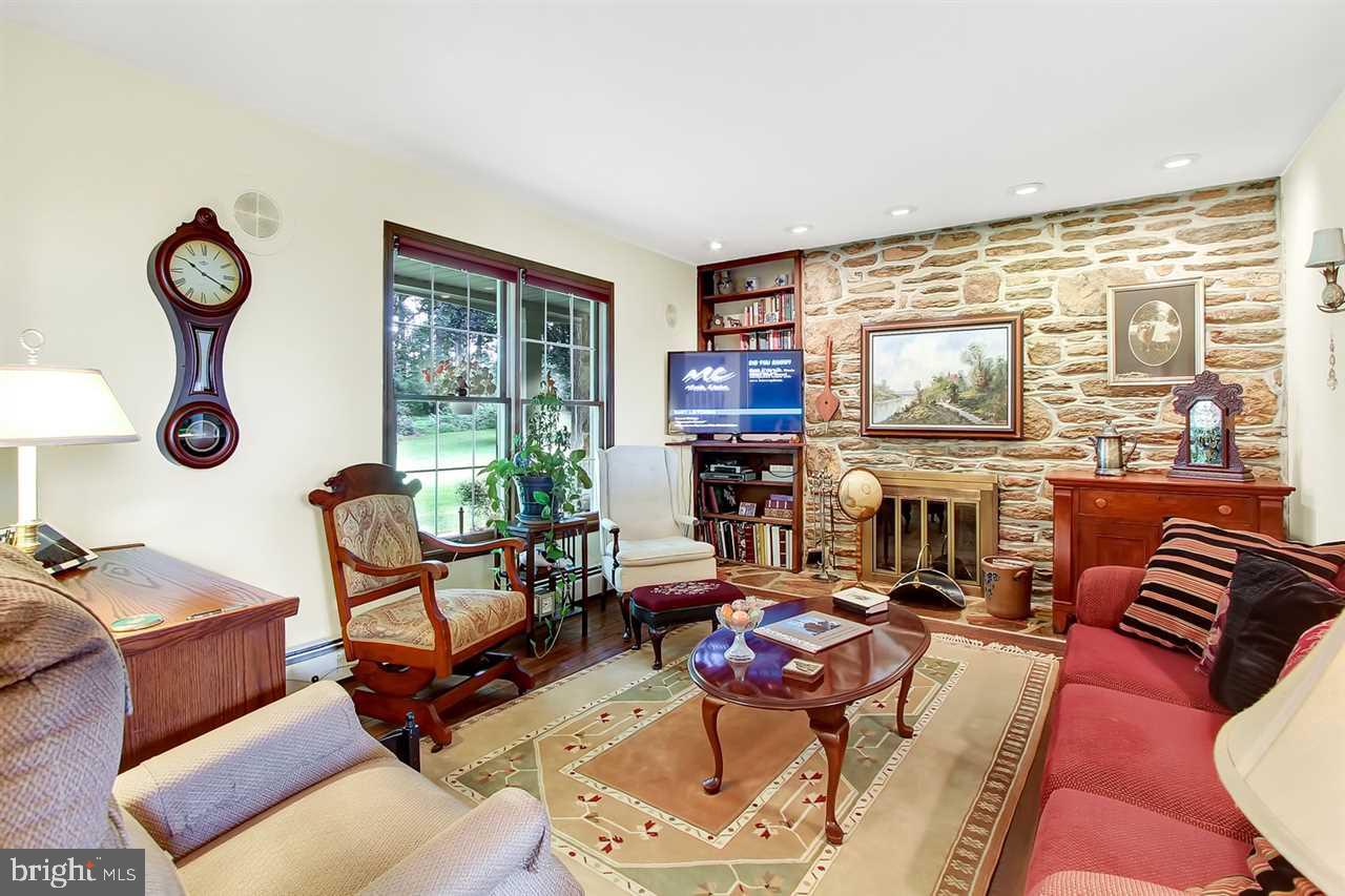 680 Nace Road Delta, PA 17314 - Photo 4 of 37 Gallery Image 4