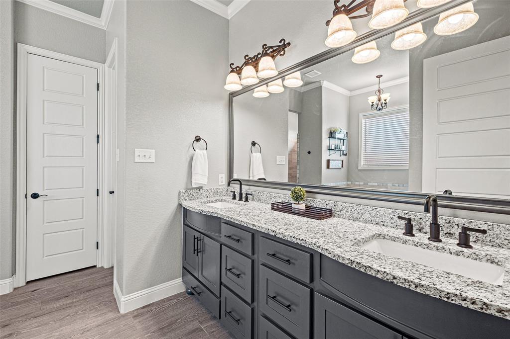 104 Lagrange Court Weatherford, TX 76088 - Photo 23 of 36
