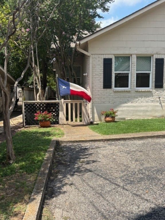 307 Quarry Street San Marcos, TX 78666 - Photo 37 of 38 View of property exterior with brick siding