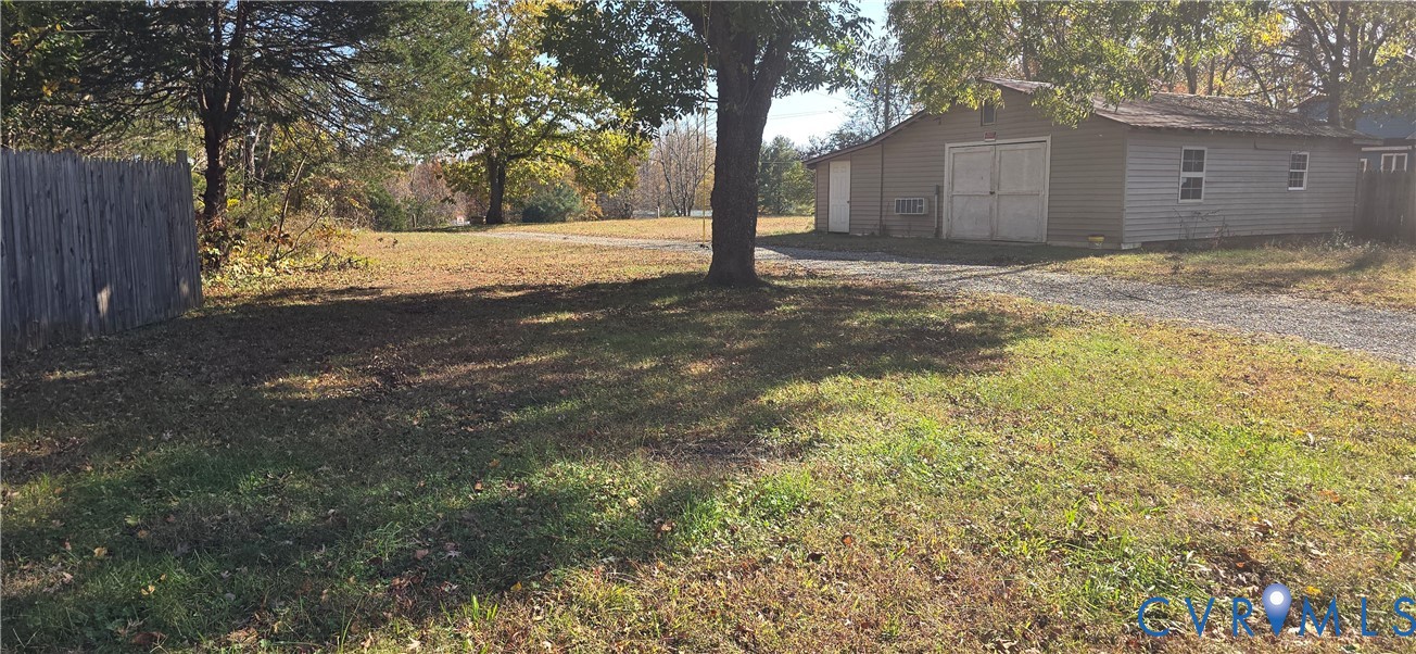 415 Garretts Mill Road Mineral, VA 23117 - Photo 43 of 43 a view of a yard with large tree