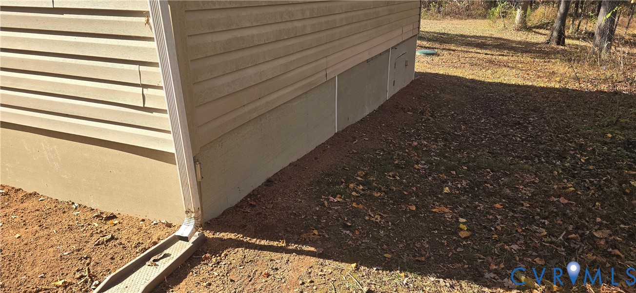 415 Garretts Mill Road Mineral, VA 23117 - Photo 9 of 43 a view of a backyard of the house