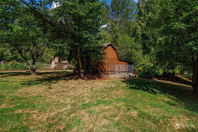 a view of backyard with green space