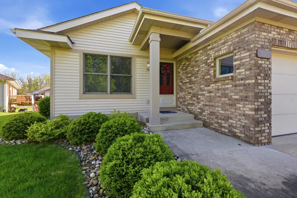 $315,000 | 3590 Brook Point Drive, Hamilton, MI 49419