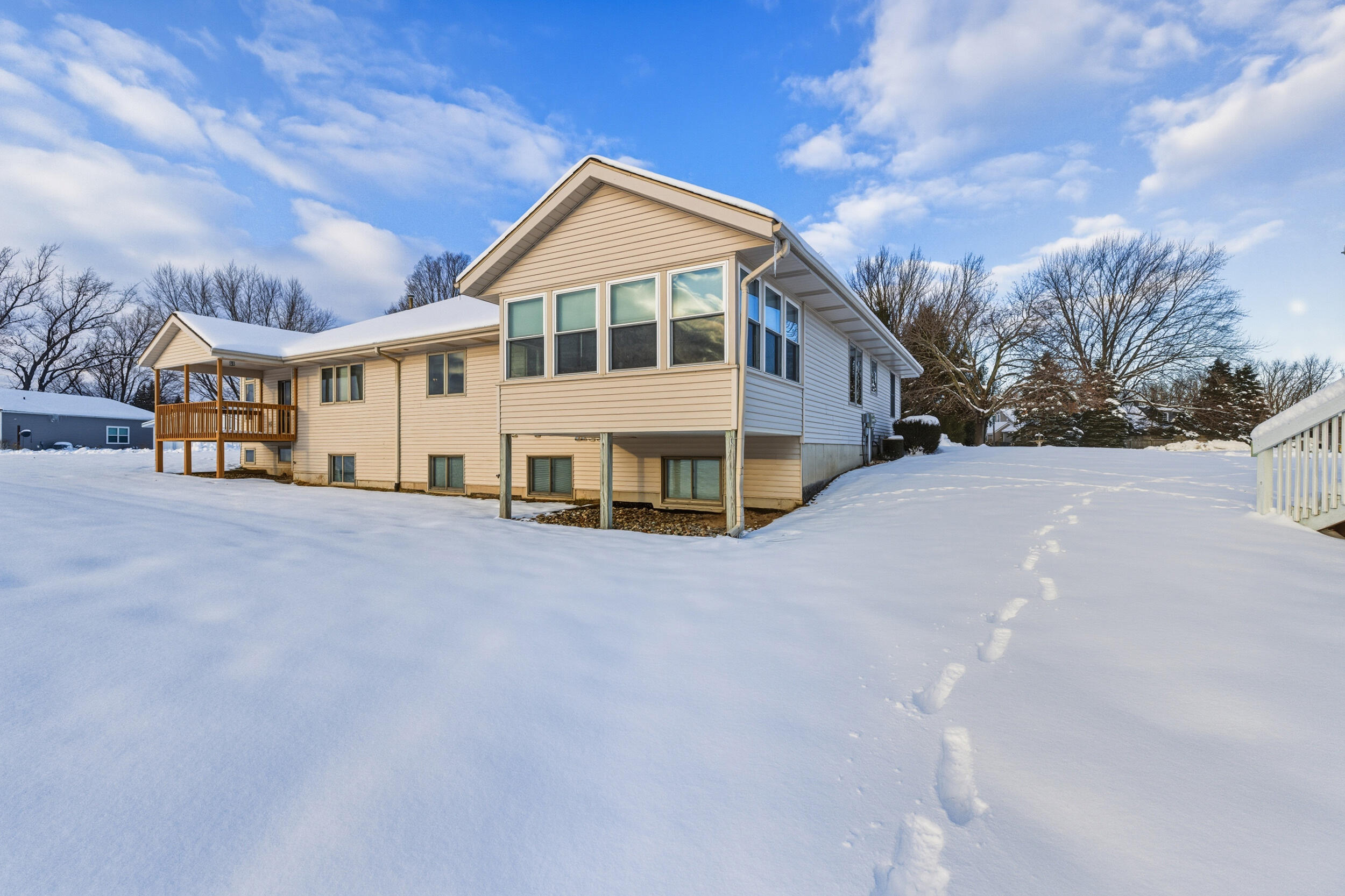 3590 Brook Point Drive Hamilton, MI 49419 - Photo 34 of 39 farmer-3590 brook point dr-036