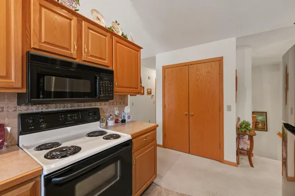 $315,000 | 3590 Brook Point Drive, Hamilton, MI 49419