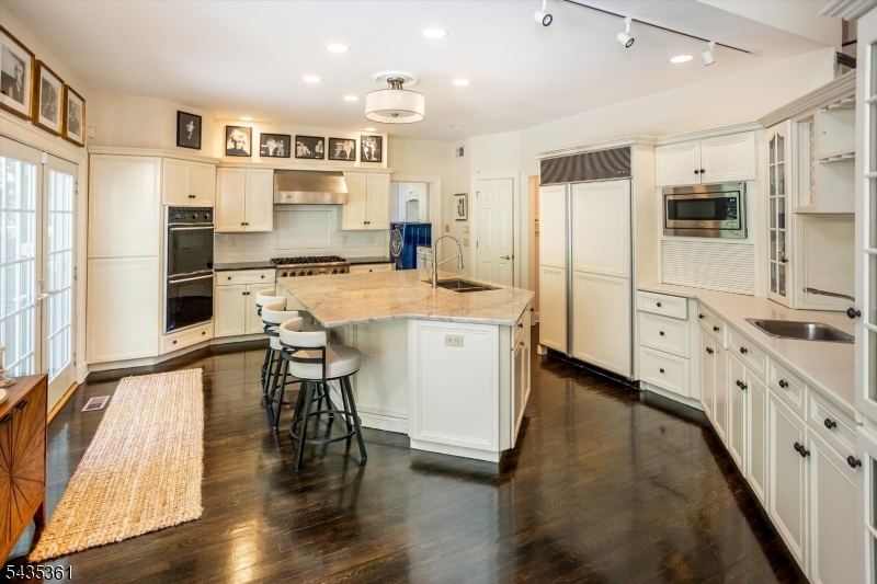 1 Chilton Road Chester, NJ 07930 - Photo 15 of 46