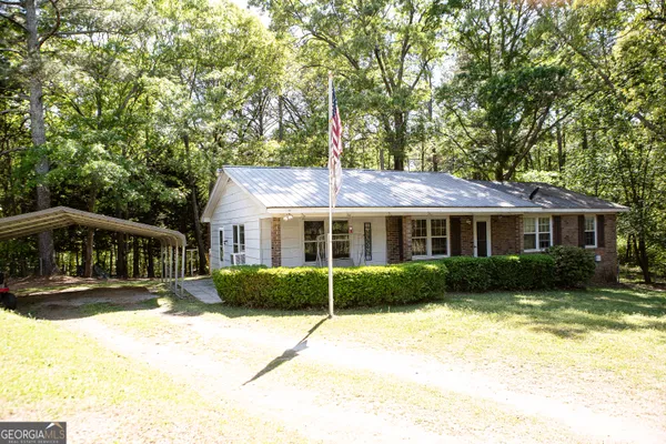 $295,000 | 566 Colbert Grove Church Road, Colbert, GA 30628