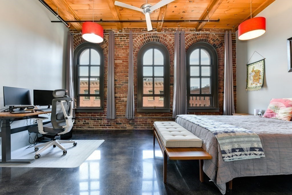 35 Channel Center Street, Unit 511 Boston, MA 02210 - Photo 14 of 25