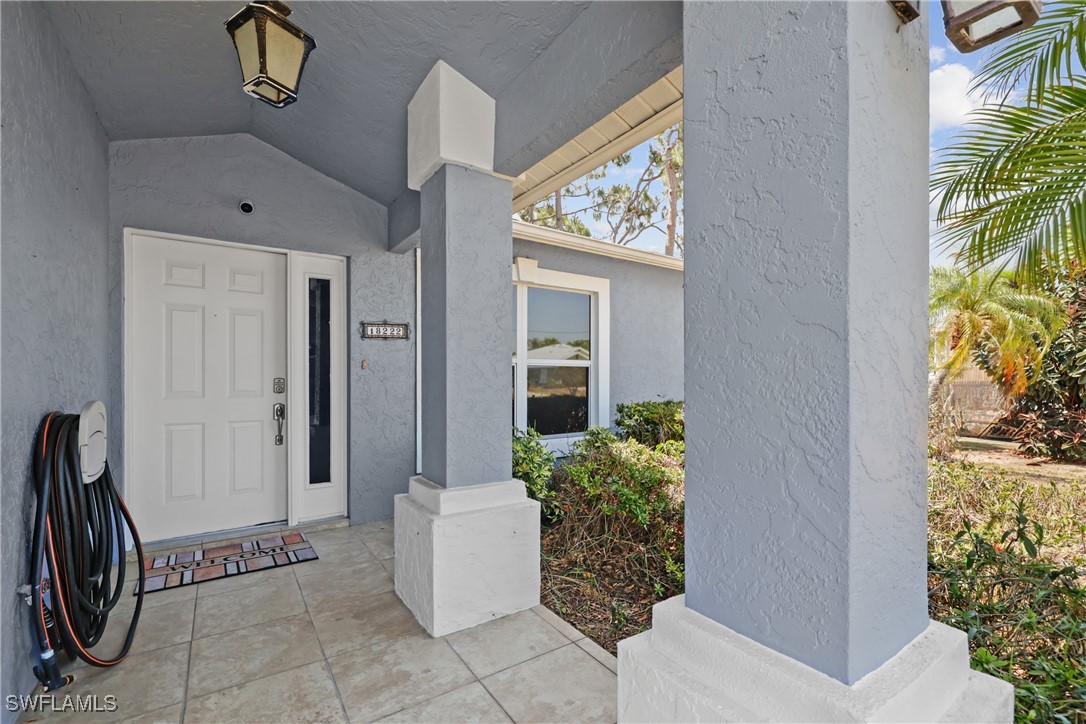 18222 Oriole Road Fort Myers, FL 33967 - Photo 3 of 33 Gallery Image 3