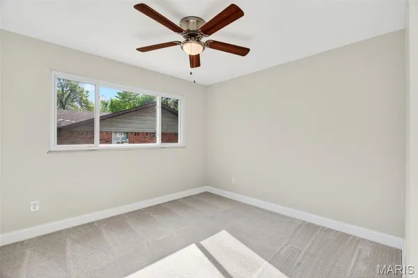 $399,900 | 117 Old Oaks Drive, Ballwin, MO 63011