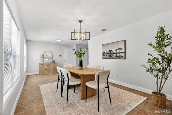 $399,900 | 117 Old Oaks Drive, Ballwin, MO 63011