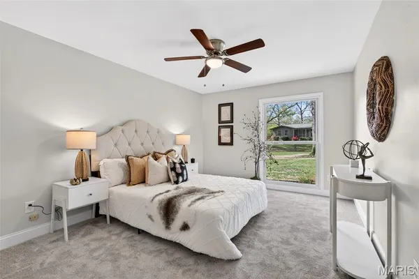 $399,900 | 117 Old Oaks Drive, Ballwin, MO 63011