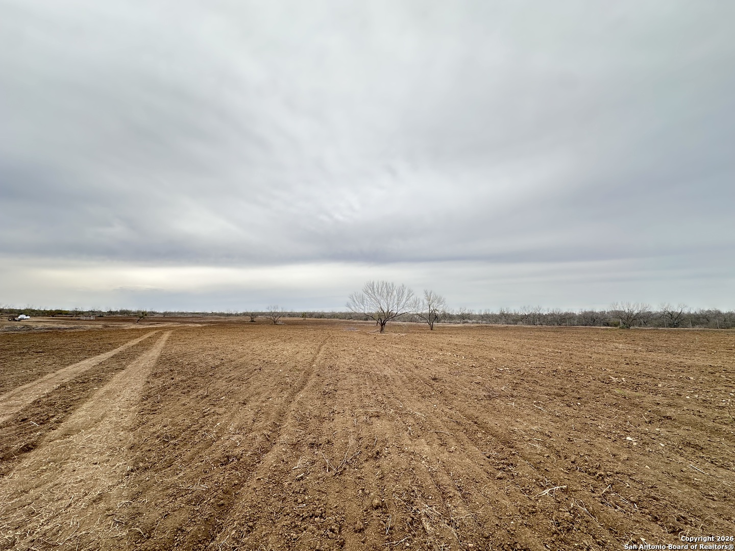 354-easement County Road Charlotte, TX 78011 - Photo 16 of 38 a view of an ocean beach and beach