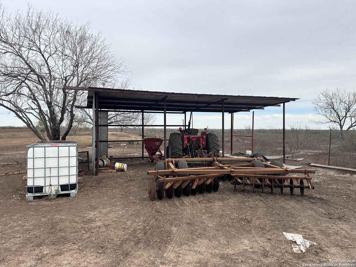 354-easement County Road Charlotte, TX 78011 - Photo 10 of 38 a view of outdoor space with lounge chair