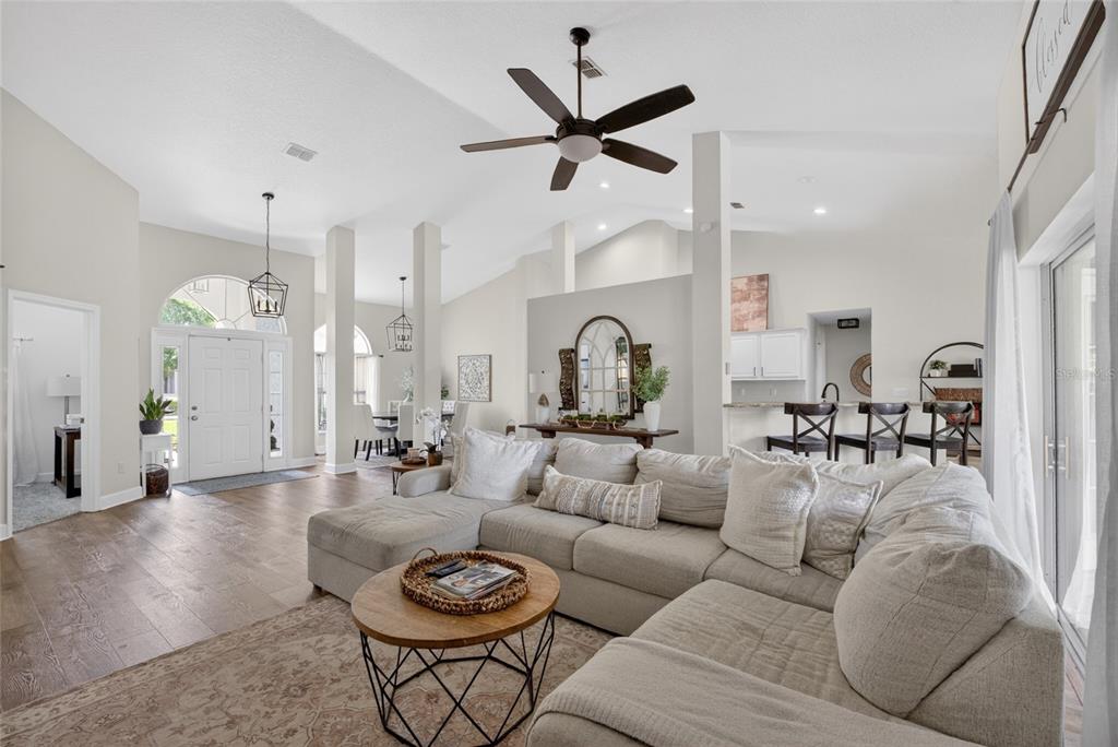3903 Southeast 38th Loop Ocala, FL 34480 - Photo 8 of 36