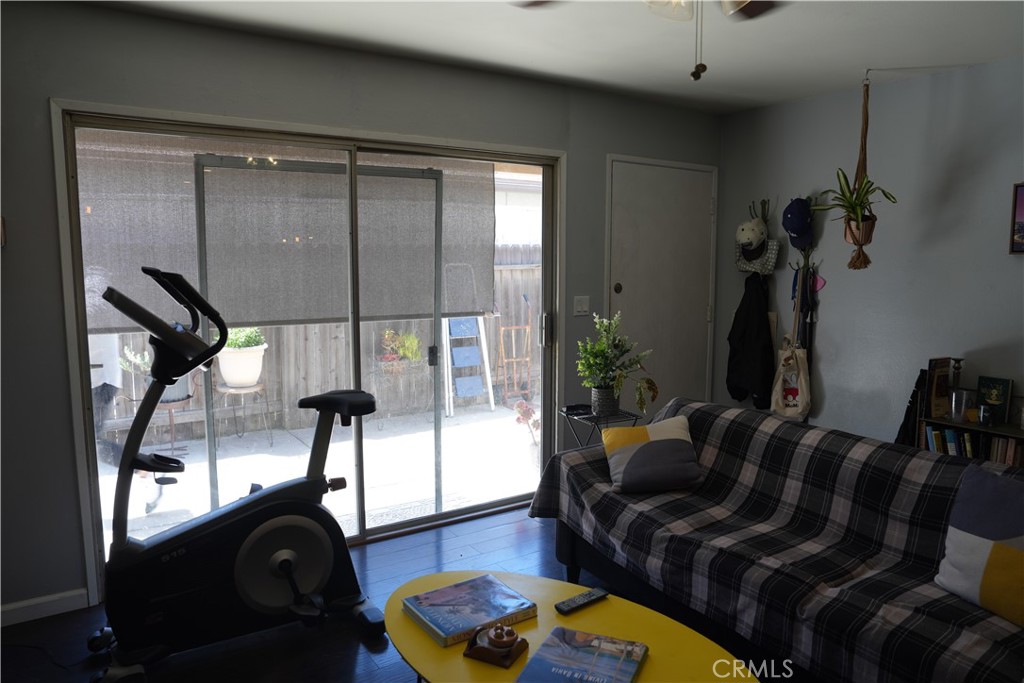 161 Ripley Street Camarillo, CA 93010 - Photo 12 of 37