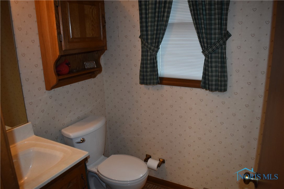 8441 Monclova Road Monclova, OH 43542 - Photo 18 of 42 Gallery Image 18