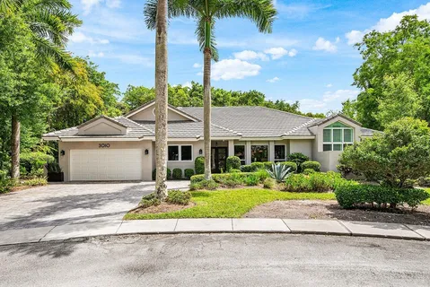 $1,885,000 | 3010 Hampton Circle, Boca Raton, FL 33434