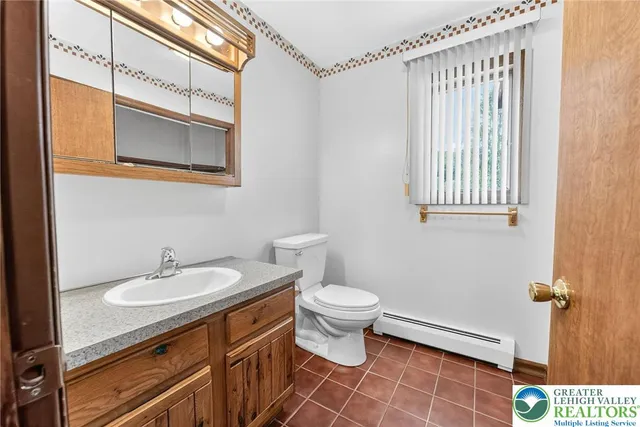 $440,000 | 8104 Highway 92, South Gibson, PA 18842