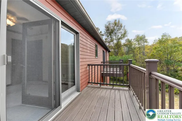 $440,000 | 8104 Highway 92, South Gibson, PA 18842