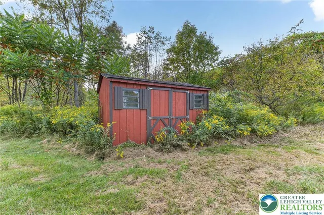 $440,000 | 8104 Highway 92, South Gibson, PA 18842