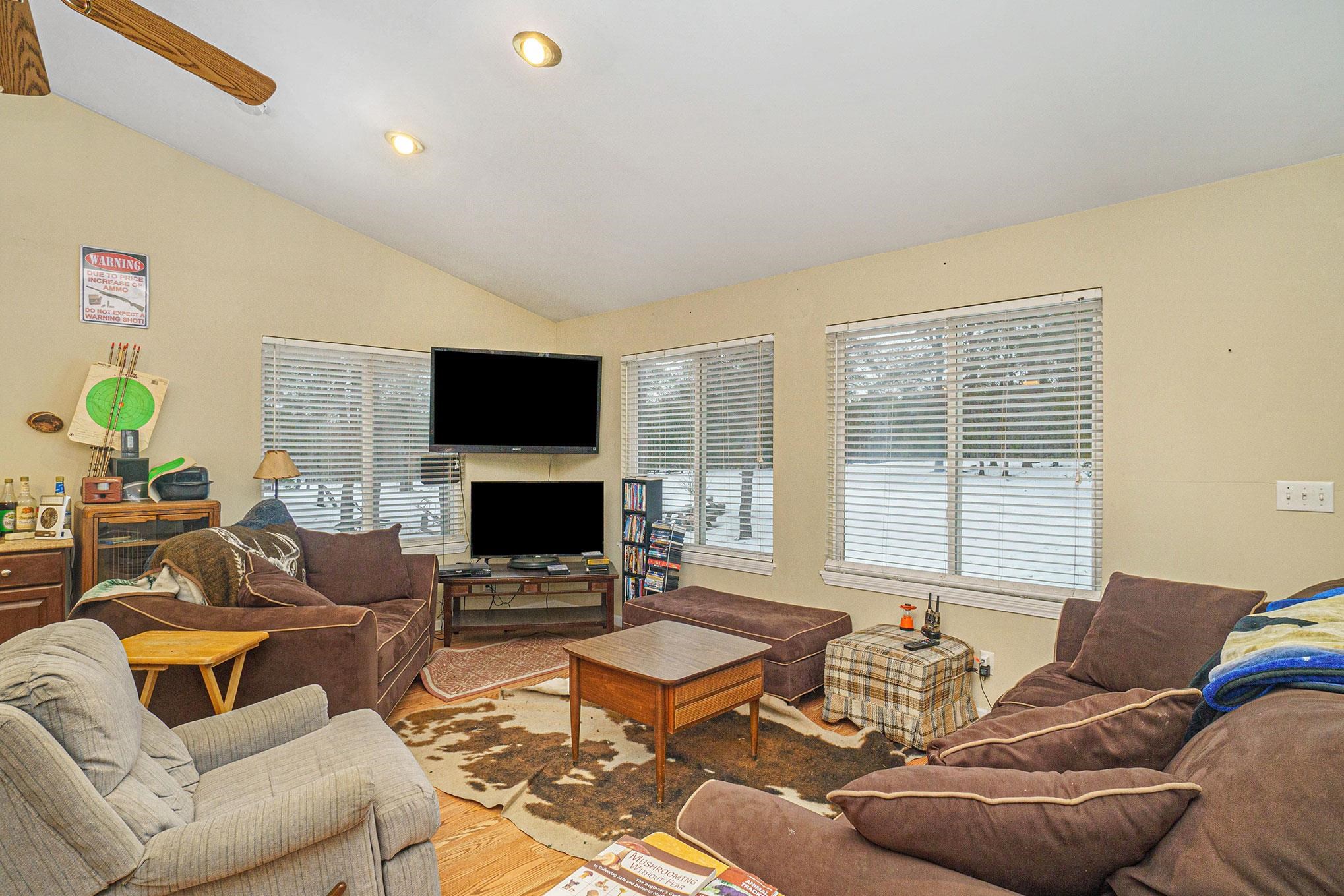 2344 Fire Tower Road Lewiston, MI 49756 - Photo 6 of 15 1896965-5.JPG