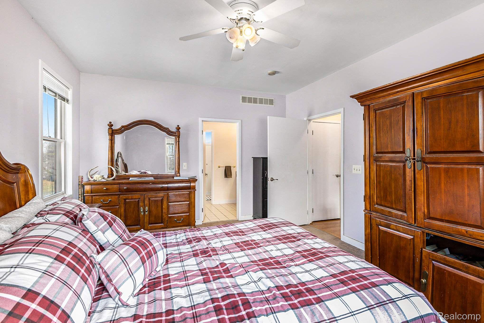 3803 South Bull Run Road Gregory, MI 48137 - Photo 12 of 25 Gallery Image 12