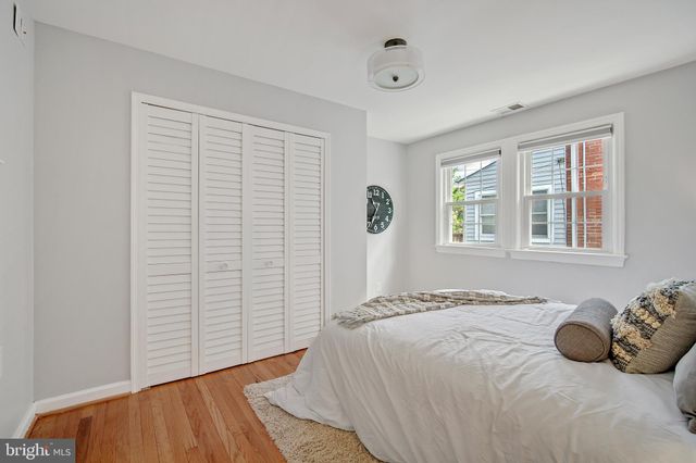 $895,000 | 120 East Maple Street, Alexandria, VA 22301