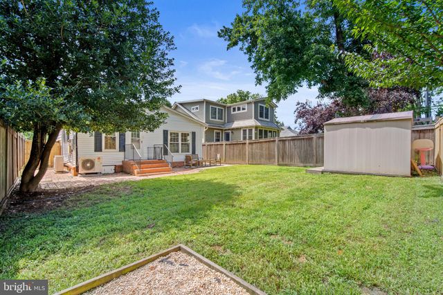 $895,000 | 120 East Maple Street, Alexandria, VA 22301