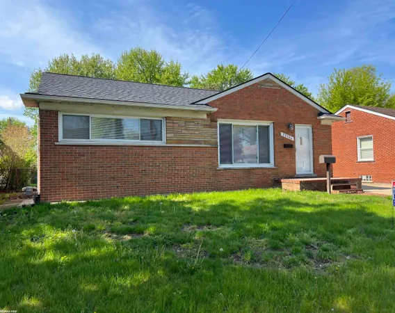 $1,600 | 22104 Elizabeth Street, St. Clair Shores, MI 48080