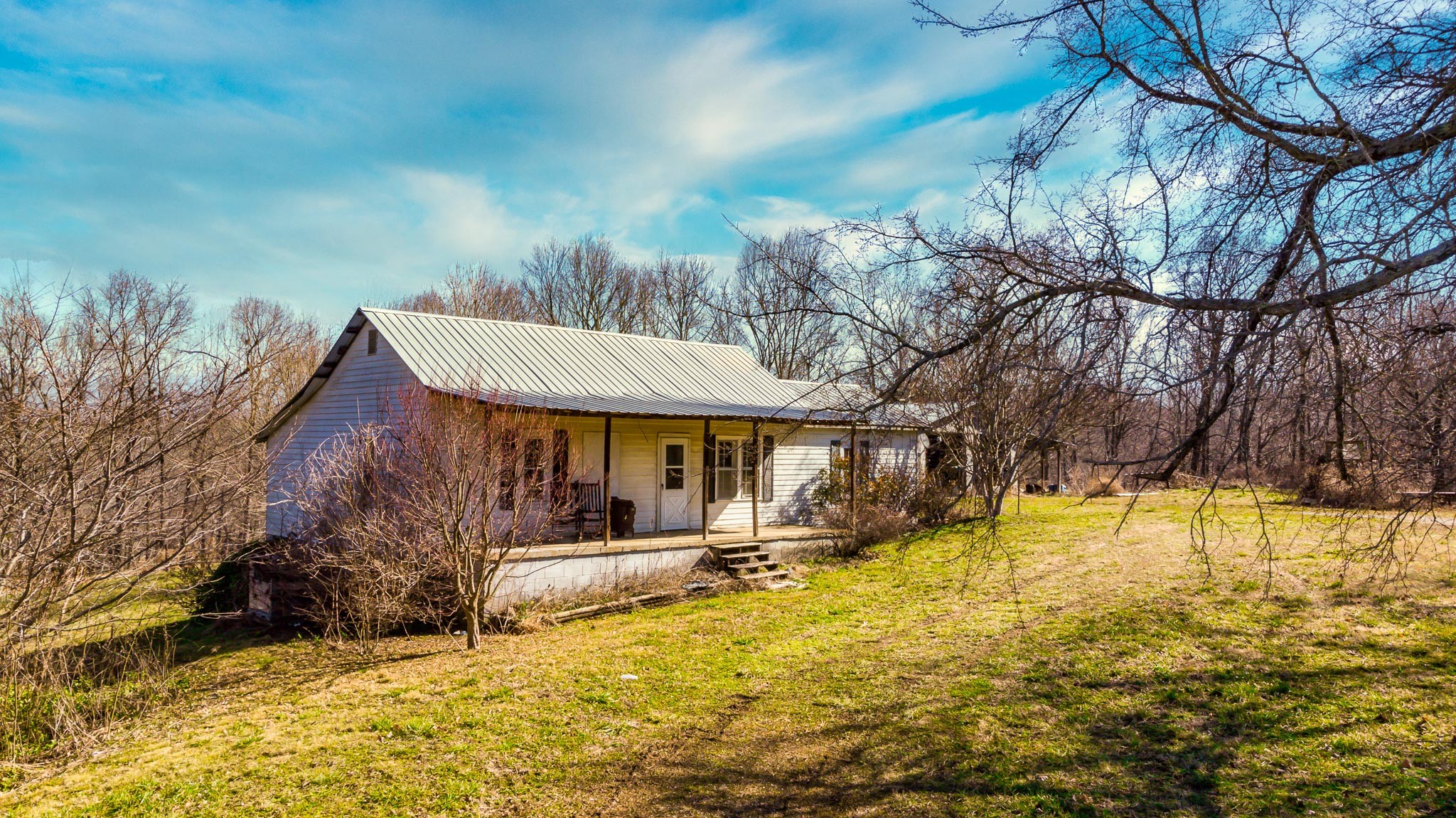 361 Ridge Road Westpoint, TN 38486 - Photo 8 of 18 a view of a house with snow on the background
