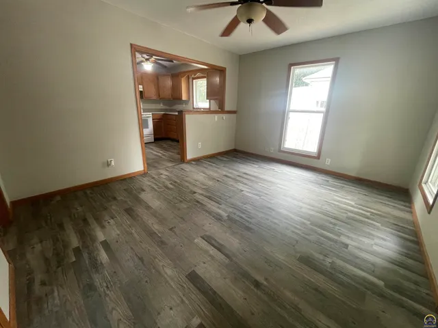 $94,900 | 211 South Constitution Street, Emporia, KS 66801