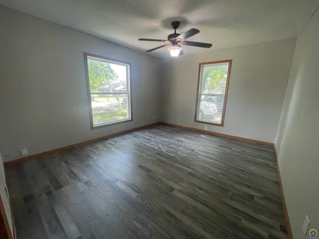 $94,900 | 211 South Constitution Street, Emporia, KS 66801