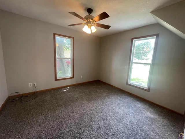 $94,900 | 211 South Constitution Street, Emporia, KS 66801