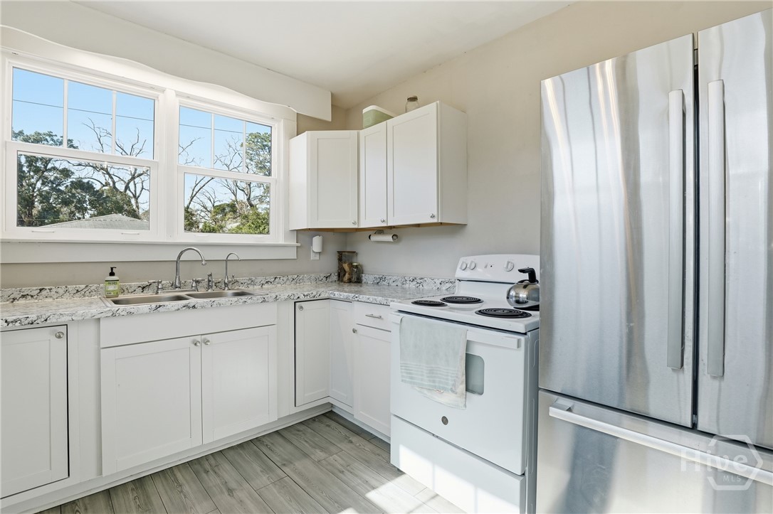 19 Smith Avenue Savannah, GA 31408 - Photo 13 of 27