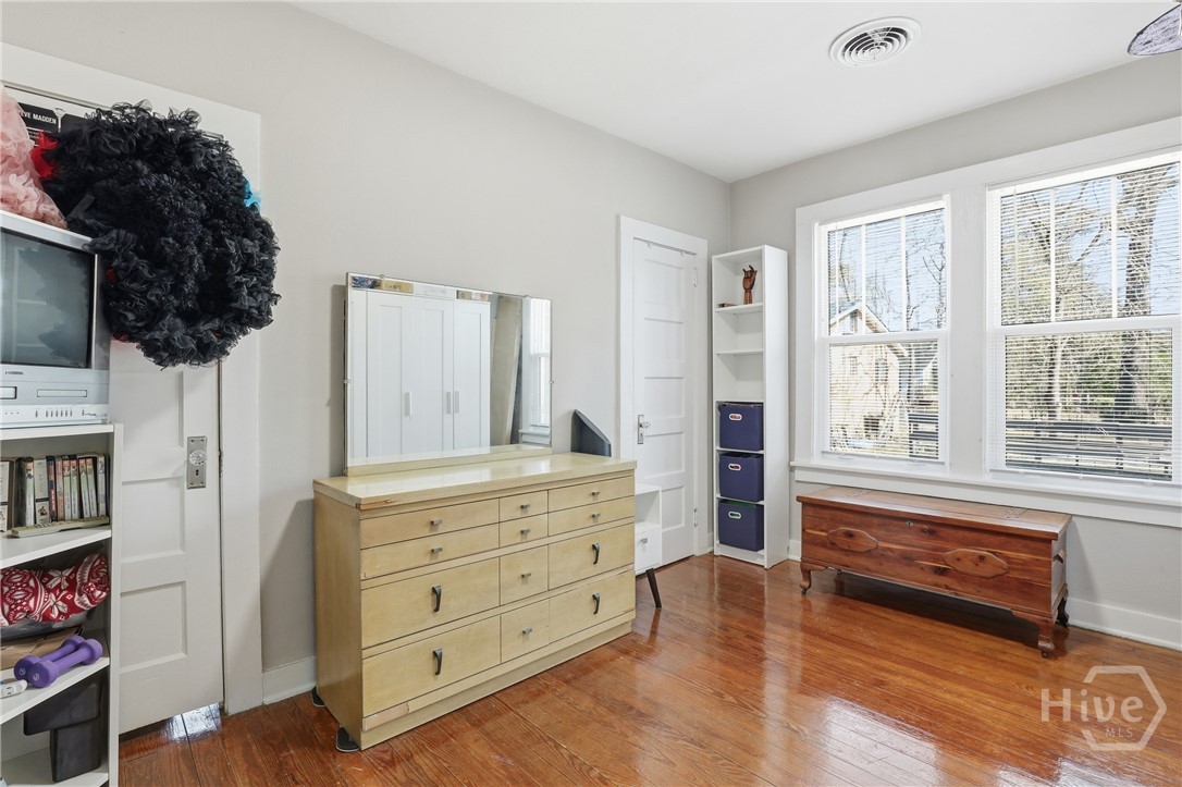 19 Smith Avenue Savannah, GA 31408 - Photo 19 of 27