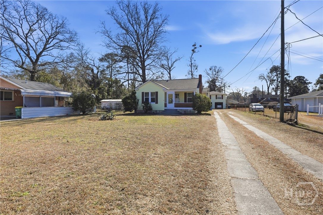 19 Smith Avenue Savannah, GA 31408 - Photo 2 of 27