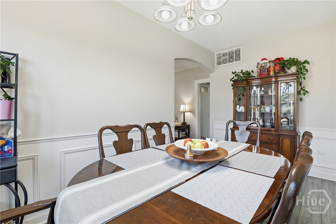 19 Smith Avenue Savannah, GA 31408 - Photo 9 of 27